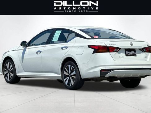 Used 2022 Nissan Altima 2.5 SV AWD/4WD image 6