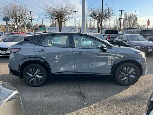 Used 2024 Nissan Ariya AWD image 7