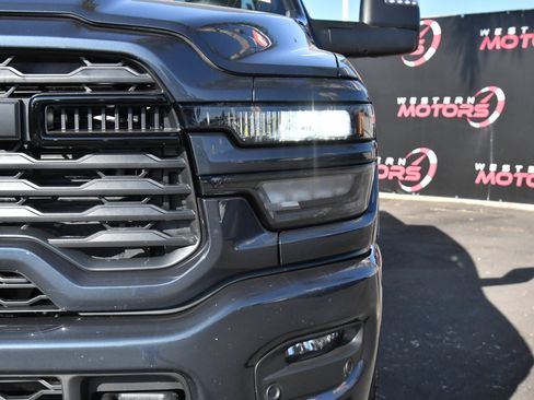Used 2025 RAM 2500 Big Horn AWD/4WD image 11