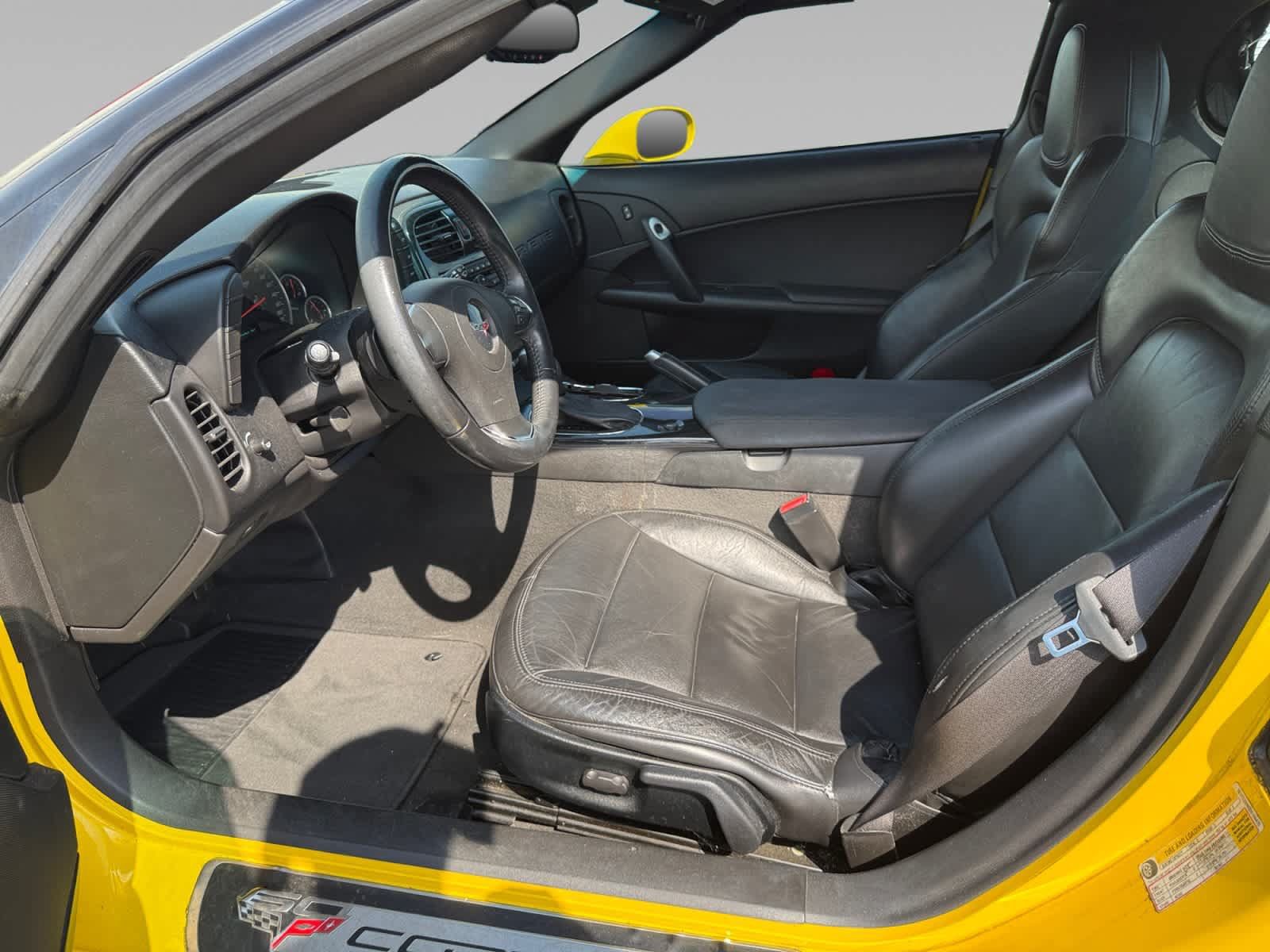 Used 2013 Chevrolet Corvette Coupe RWD image 11