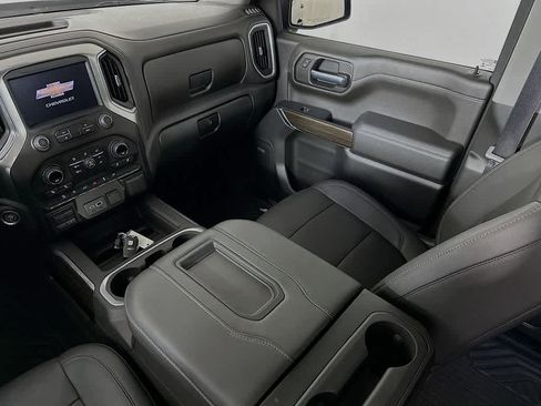 Used 2022 Chevrolet Silverado 1500 RST AWD/4WD image 11