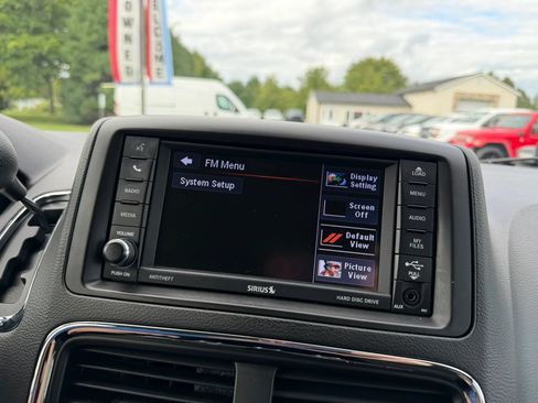 Used 2018 Dodge Grand Caravan SE w/ UConnect Hands-Free Group FWD image 24