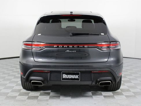 Certified 2025 Porsche Macan image 6