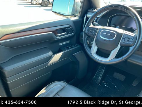 Used 2025 GMC Sierra 1500 Denali AWD/4WD image 11
