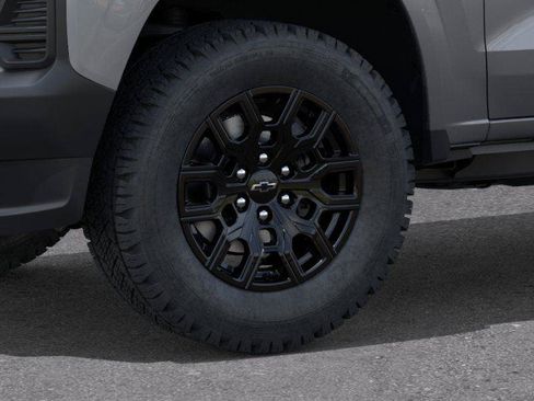 New 2026 Chevrolet Colorado W/T w/ WT Custom Package RWD image 9