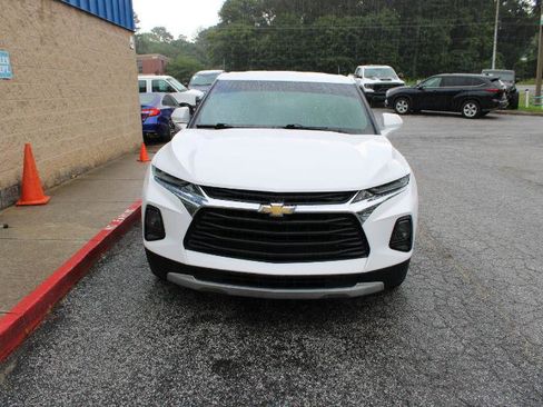 Used 2020 Chevrolet Blazer LT FWD image 2