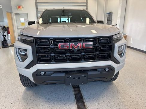 New 2026 GMC Canyon Elevation w/ Convenience Package image 3