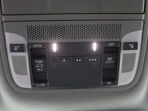 Used 2019 Acura MDX SH-AWD image 36