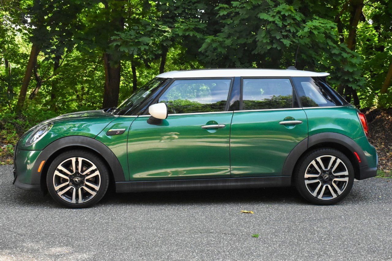 Used 2022 MINI Cooper S FWD image 3