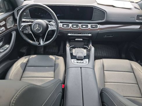 Certified 2024 Mercedes-Benz GLS 450 4MATIC image 23