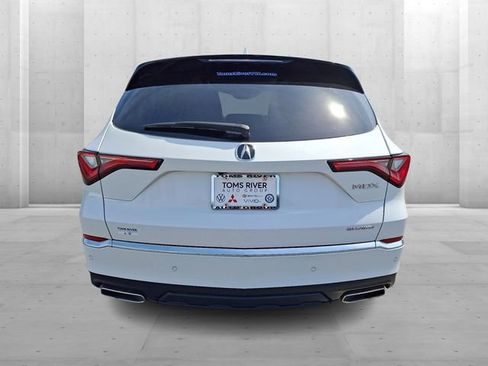 Used 2023 Acura MDX SH-AWD w/ Technology Package image 5