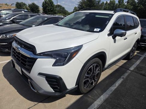 Used 2023 Subaru Ascent Touring AWD/4WD image 3