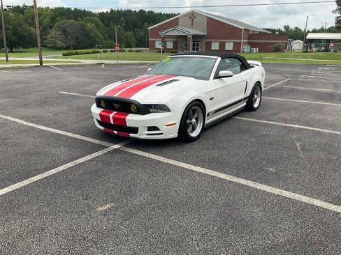 Used 2013 Ford Mustang GT Premium RWD image 22