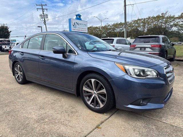 Used 2017 Subaru Legacy 2.5i Limited AWD/4WD image 3