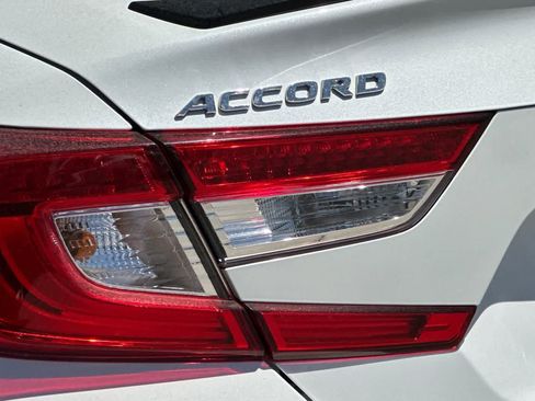 Used 2022 Honda Accord Sport image 13
