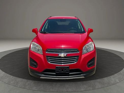 Used 2015 Chevrolet Trax LT w/ LT Plus Package AWD/4WD image 2