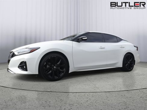 Used 2019 Nissan Maxima SR w/ Premium Package image 1