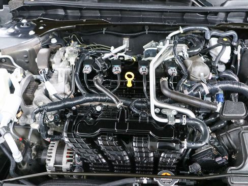 Used 2025 Nissan Altima 2.5 SV FWD image 28