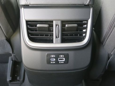 Used 2025 Subaru Outback Premium w/ Popular Package #1A image 21