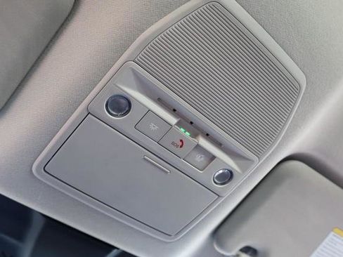 New 2026 Nissan Sentra SR FWD image 17