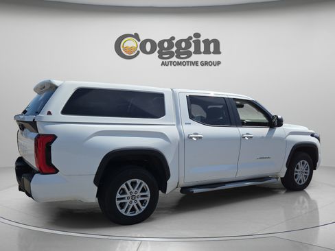 Used 2024 Toyota Tundra SR5 w/ SR5 Premium Package RWD image 5