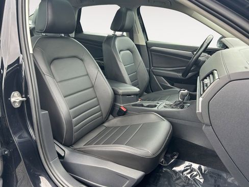 Used 2022 Volkswagen Jetta SE FWD image 24