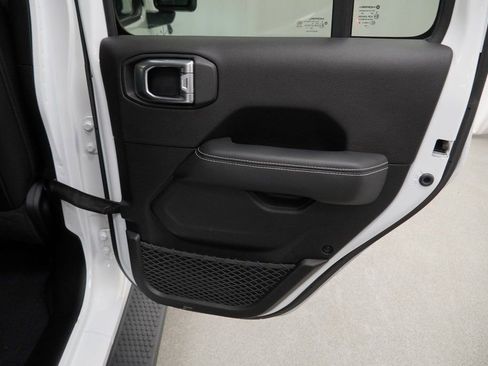 Certified 2019 Jeep Wrangler Unlimited Sahara w/ Cold Weather Group image 46