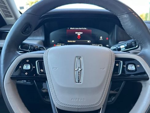 Used 2022 Lincoln Aviator Reserve w/ Equipment Group 201A image 26