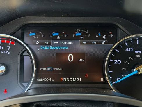 Used 2019 Ford F250 Lariat w/ Lariat Ultimate Package AWD/4WD image 15