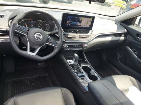 Certified 2025 Nissan Altima 2.5 SL FWD image 10