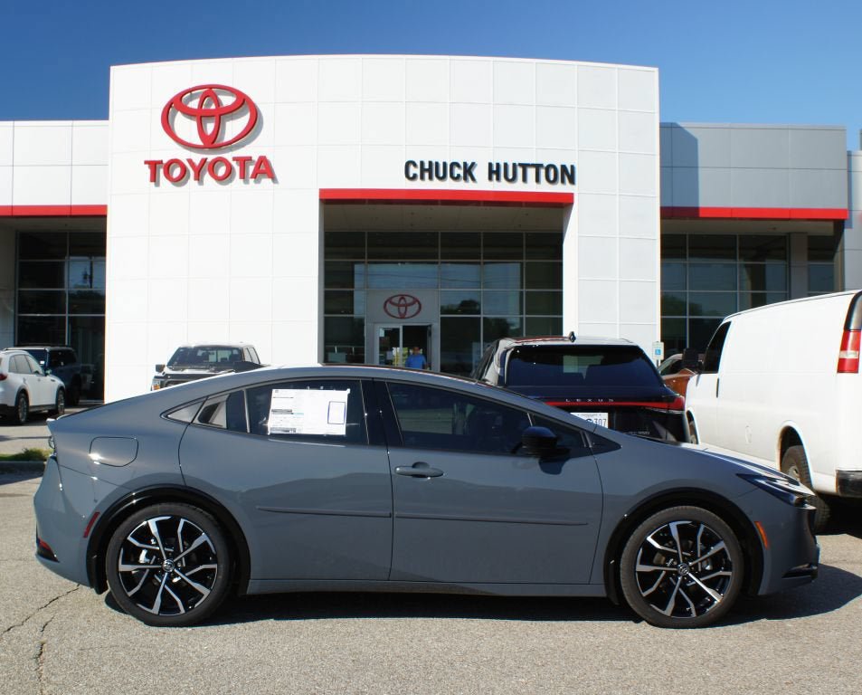 Used 2026 Toyota Prius Plug-In Hybrid w/ Limited Premium Package FWD image 11