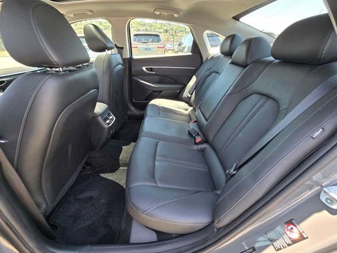 Used 2020 Hyundai Sonata Limited FWD image 16