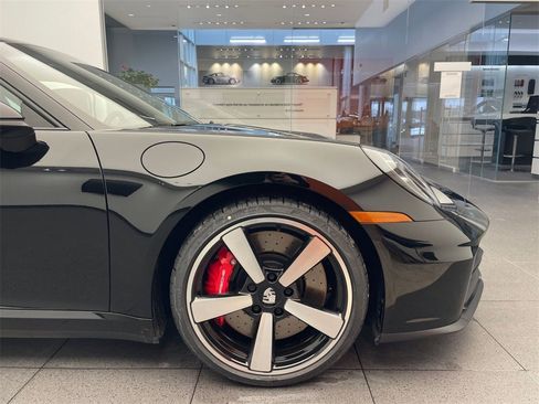 New 2026 Porsche 911 Carrera 4S image 24