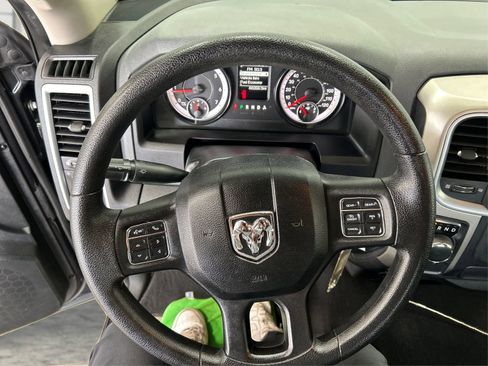 Used 2016 RAM 1500 Classic SLT image 14