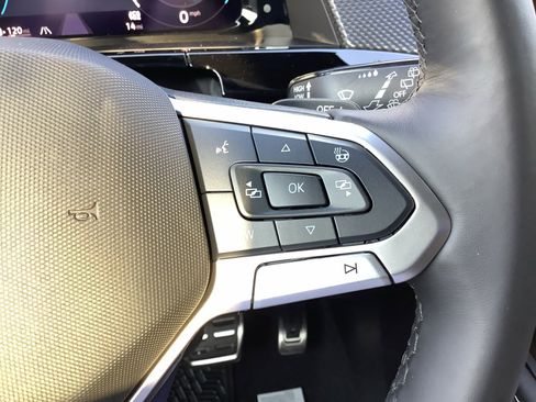 New 2026 Volkswagen Atlas Cross Sport SEL Premium R-Line AWD/4WD image 25