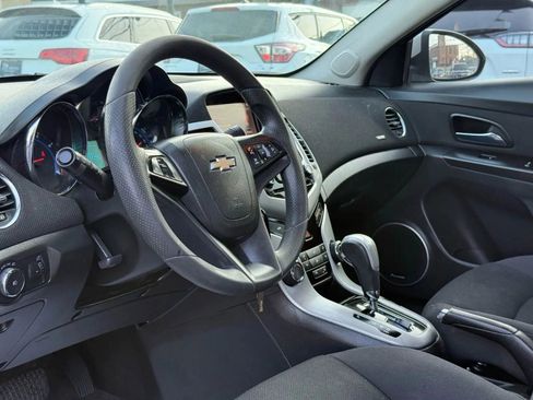 Used 2016 Chevrolet Cruze LT w/ Sun And Sound Package image 20