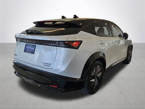 Used 2023 Nissan Ariya image 7