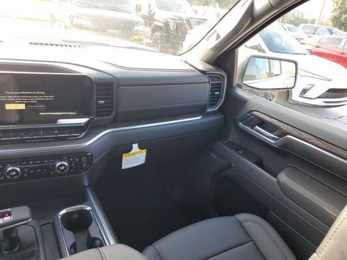 New 2026 GMC Sierra 1500 SLT w/ SLT Premium Package RWD image 16