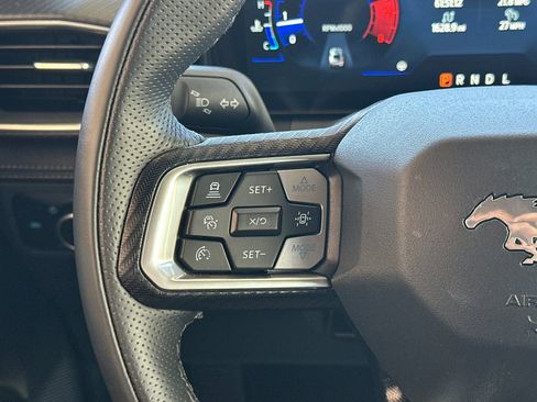 Used 2025 Ford Mustang Premium RWD image 26