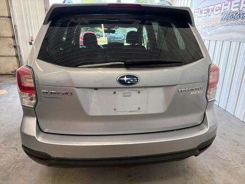 Used 2017 Subaru Forester 2.5i Premium w/ All-Weather Package AWD/4WD image 4