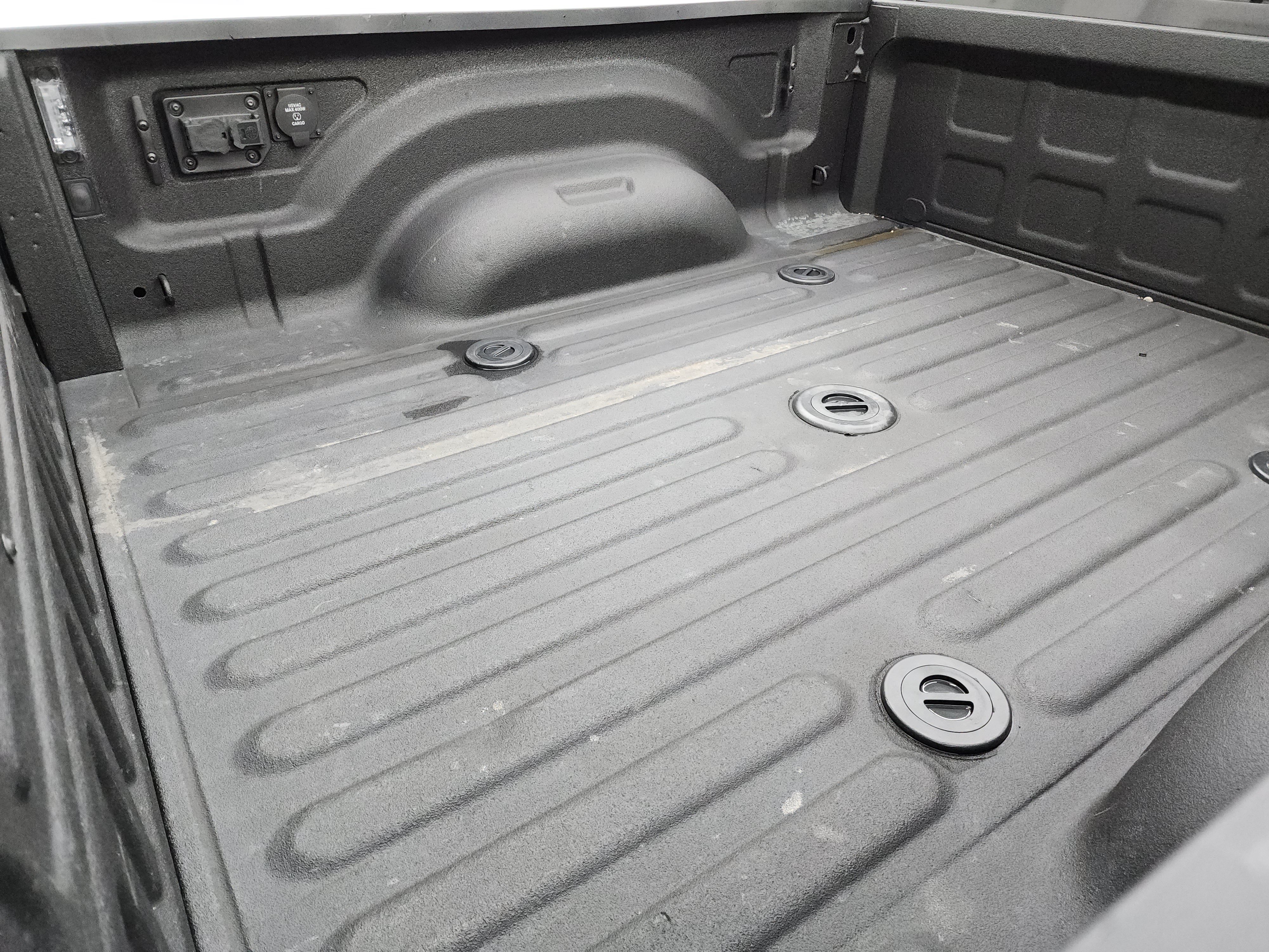 Used 2022 RAM 3500 Laramie AWD/4WD image 5