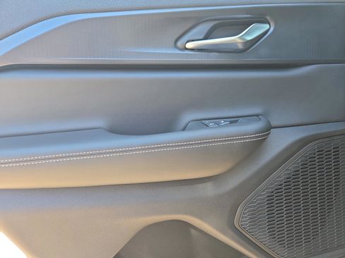 New 2025 Jeep Grand Cherokee Laredo image 21