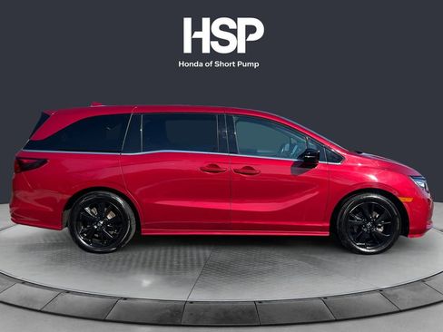 Used 2023 Honda Odyssey Sport image 6
