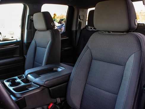 Used 2022 Chevrolet Silverado 1500 LT image 32