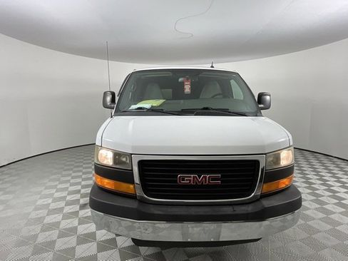 Used 2014 GMC Savana 3500 LT w/ LT Preferred Equipment Group image 2
