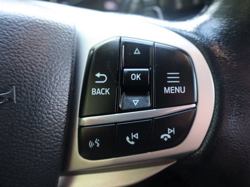 Used 2021 Ford Explorer XLT w/ Equipment Group 202A AWD/4WD image 32