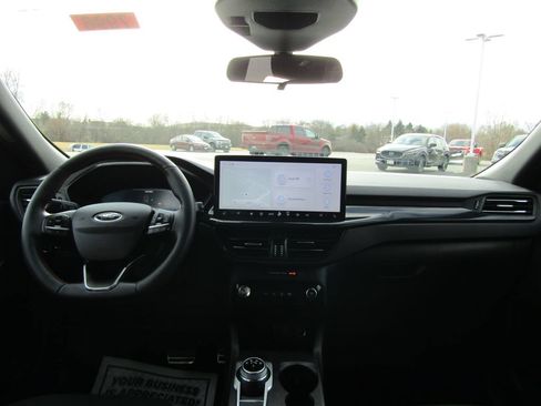 Used 2023 Ford Escape ST-Line Select w/ Tech Pack #2 AWD/4WD image 15