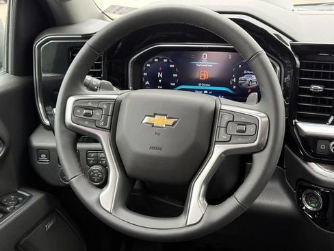 New 2026 Chevrolet Silverado 1500 LTZ w/ Technology Package AWD/4WD image 9