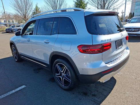 New 2026 Mercedes-Benz GLB 250 4MATIC image 4