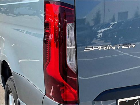 New 2025 Mercedes-Benz Sprinter 2500 image 14
